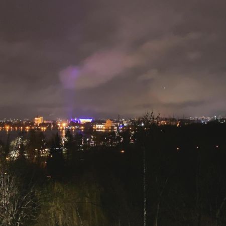 Апартаменты С Видом На Озеро Ternopil Eksteriør bilde