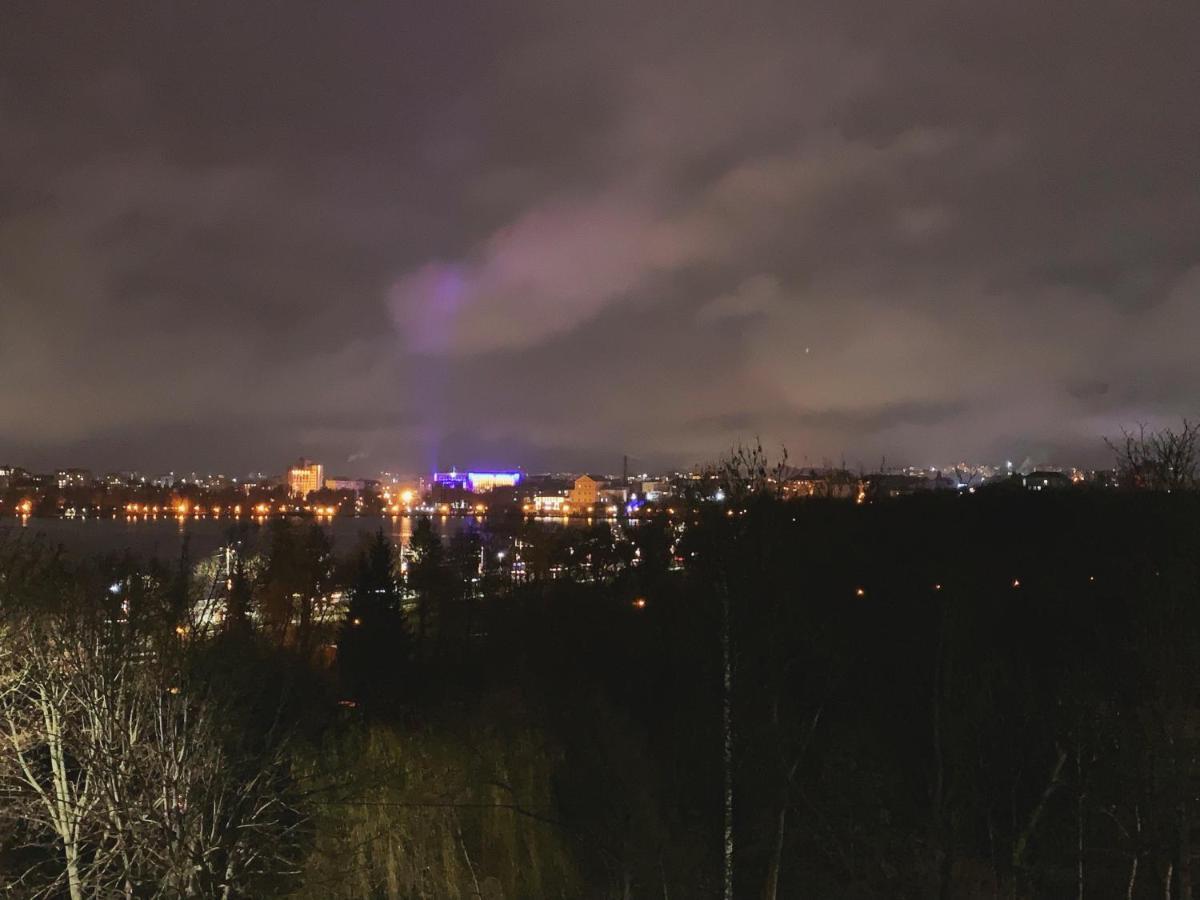Апартаменты С Видом На Озеро Ternopil Eksteriør bilde